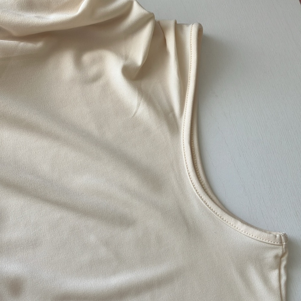 Sincerely Jules Sleeveless Top (Size Small) NWT - Picture 8 of 9